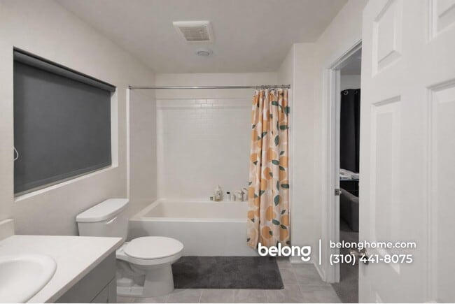 Foto del edificio - 14043 Royalton Ln