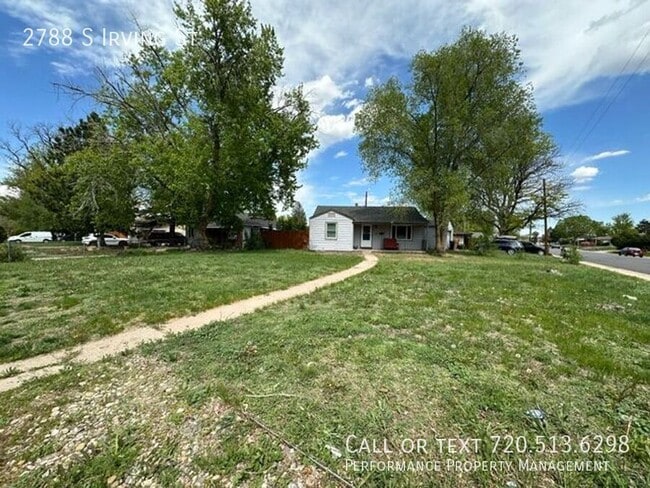 Foto del edificio - 2788 S Irving St