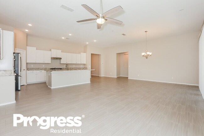 Foto del edificio - 22507 E Munoz St