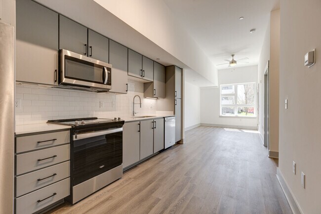 Building Photo - 542 Southgate Ave