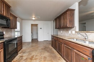 Building Photo - 6903 Oliver Loving Dr