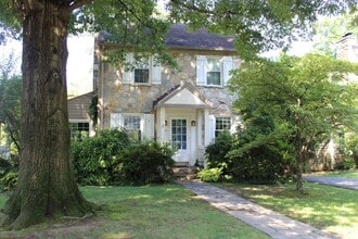 Building Photo - 2702 Ridge Rd Dr