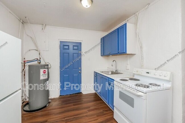 Foto del edificio - 4017 Marion Ave