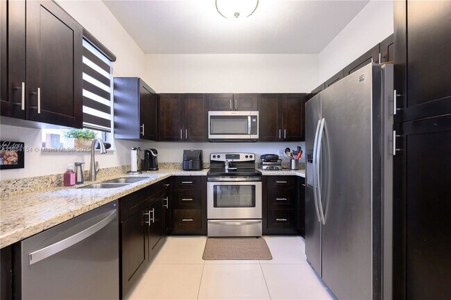 Foto del edificio - 12753 SW 131st Terrace