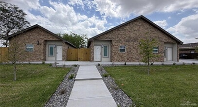 Building Photo - 3604 Paola St