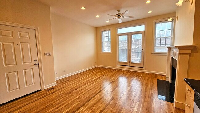 Building Photo - 509 N Hartland Ct