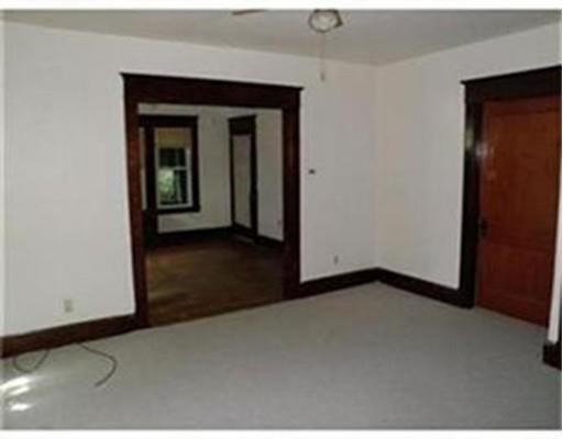Building Photo - 385 Franklin St