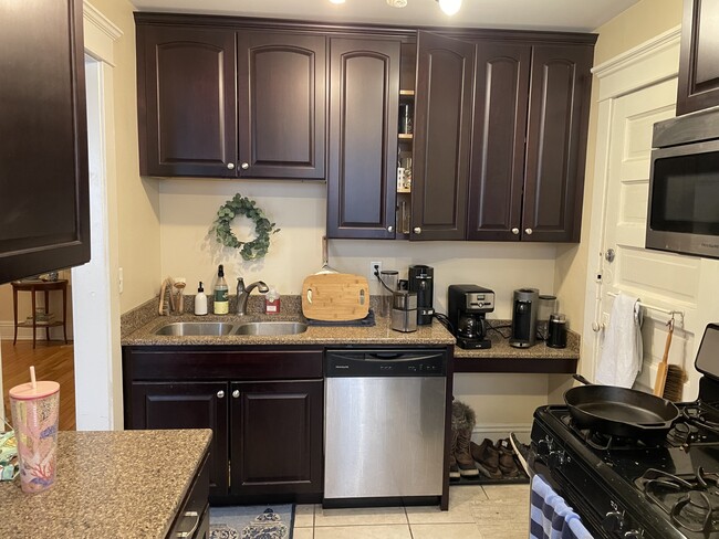 Kitchen - 2409 Fremont Ave S