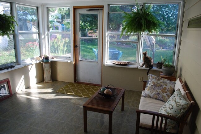 Building Photo - 306 Panther Trail