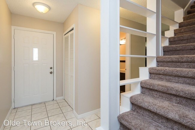 Building Photo - 3 br, 2.5 bath House - 1103 Palmer Street