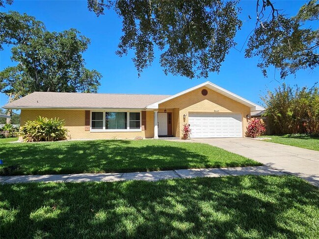 Building Photo - 8640 Macoma Dr NE