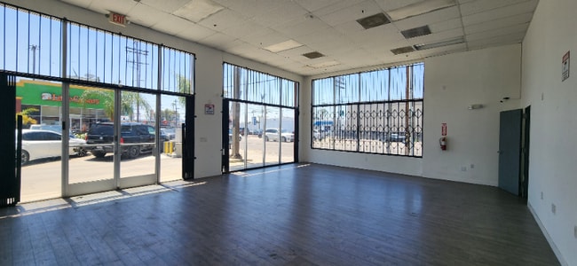 Building Photo - 8332 Sepulveda Blvd