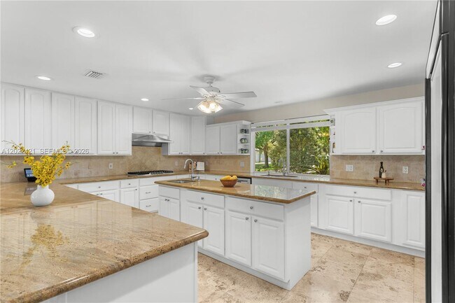 Foto del edificio - 6845 SW 129th Terrace