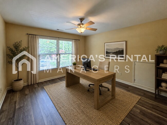 Foto del edificio - Private Estate Living on Over 3 Acres! Available to view NOW!