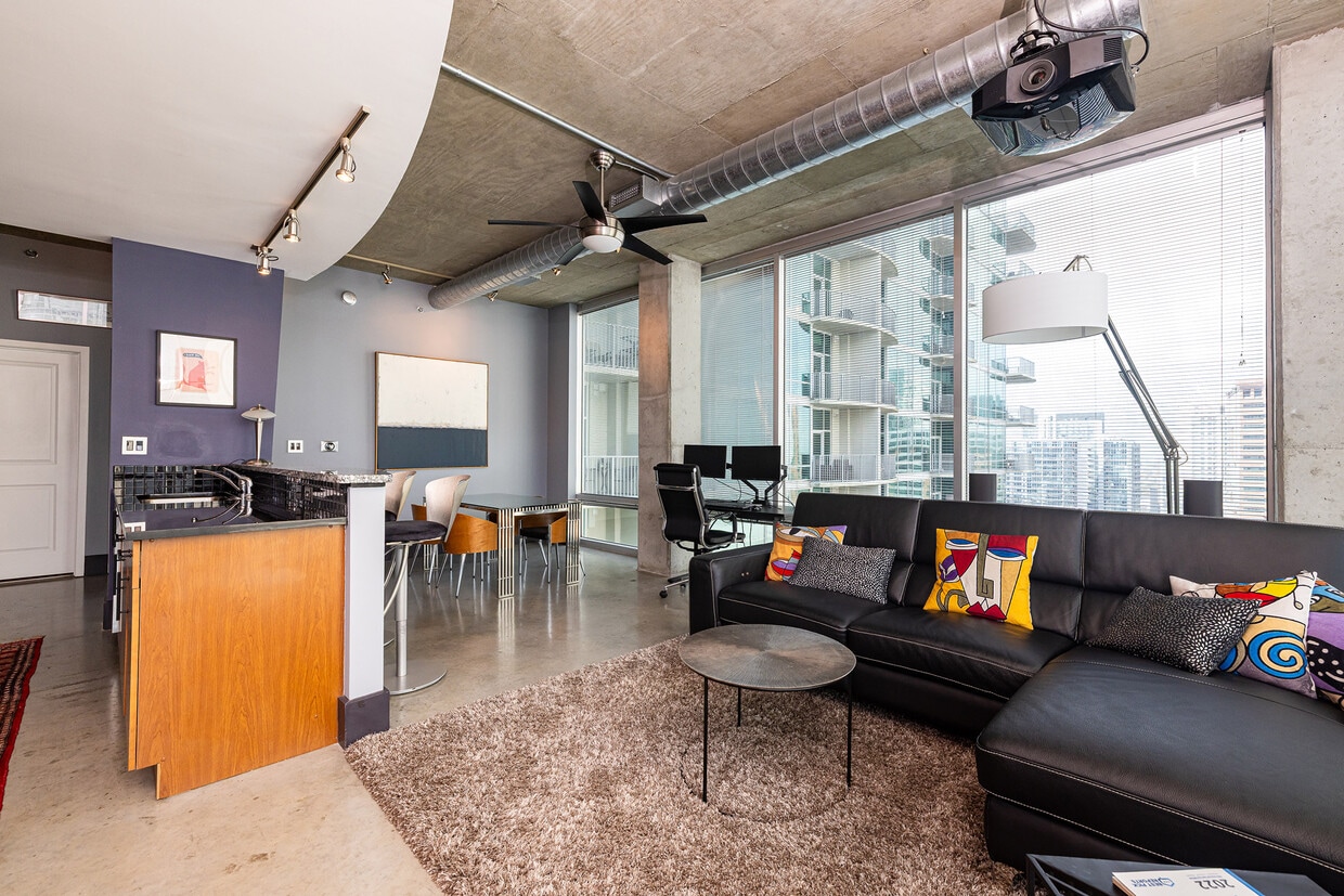 Photo - 943 Peachtree St NE (Atlanta, GA)