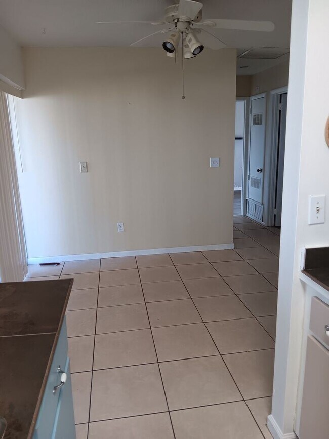 2 br, 2 bath House 13488 Santa Rosa Ave House Rental in Port