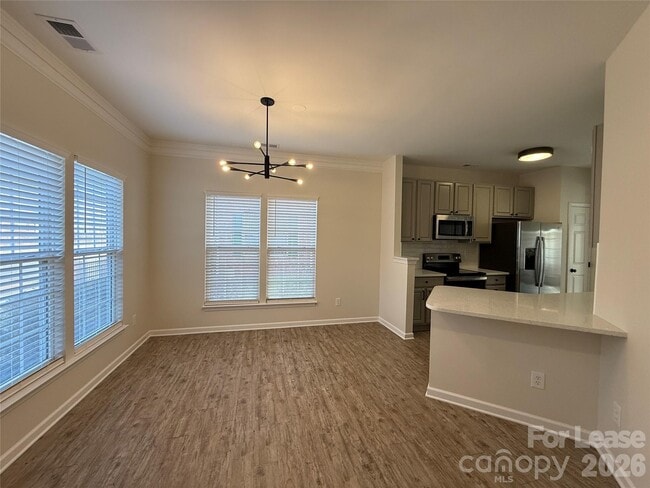 Building Photo - 17632 Delmas Dr