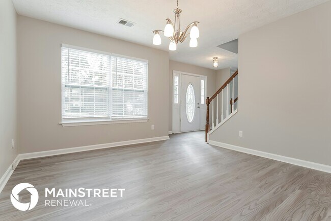 Building Photo - 2611 Star Ln