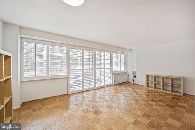 Foto del edificio - 4515 Willard Ave
