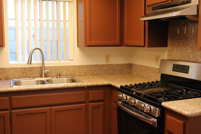 Building Photo - 14518 Marilla Ave