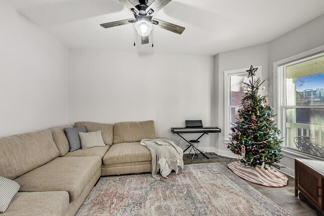 Foto del edificio - 4813 N Paulina St
