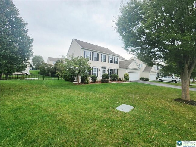 Foto del edificio - 8858 Pathfinder Rd