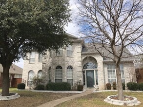 Building Photo - 2605 Gull Lake Dr