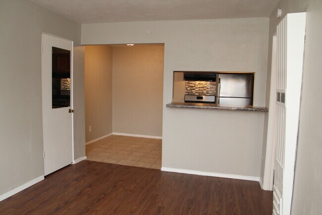 Building Photo - 7457 Williams Ave