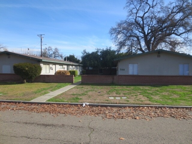 Building Photo - 701 S Encina St
