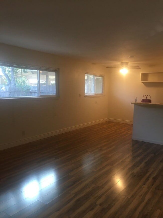 Building Photo - Chico 2 bed, one bath Duplex Private courtyard, Pool and Shared Laundry