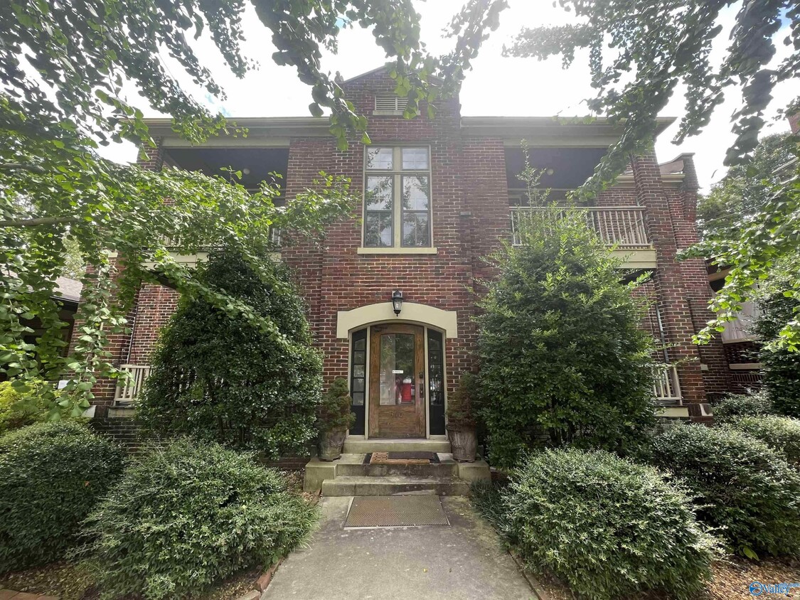 Primary Photo - 310 Randolph Ave SE