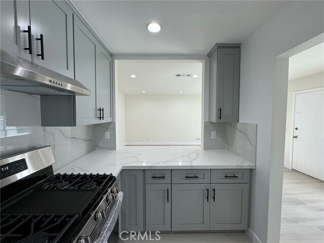 Foto del edificio - 1344 S Diamond Bar Blvd