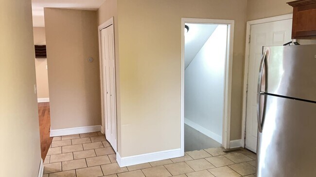 Foto del edificio - Single Family Home in St Paul with Garage!!