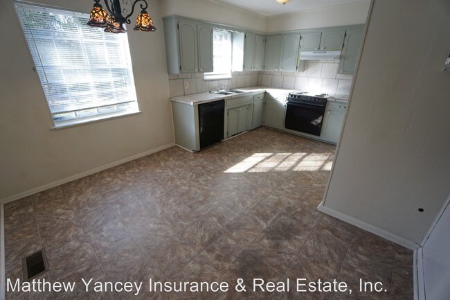 Building Photo - 3 br, 1.5 bath House - 2408 Taft St