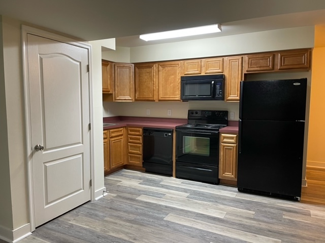 Kitchenette Appliances - 812 Crest Hill Rd