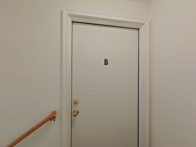 Foto del edificio - 1613 Ferry Alley