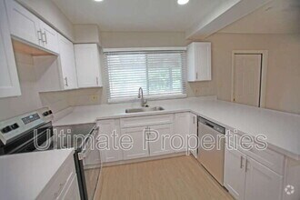 Building Photo - 10825 N 45th Ln
