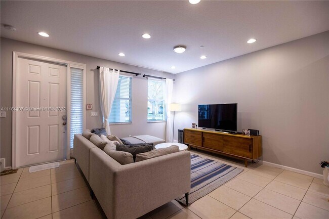 Building Photo - 4144 Cascada Cir