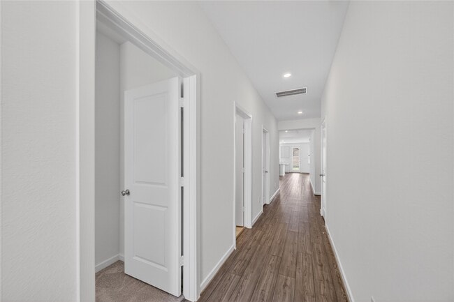 Building Photo - 9723 Pettus Crk Dr
