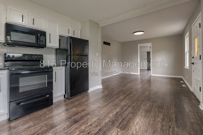Building Photo - 429 NE 87th St