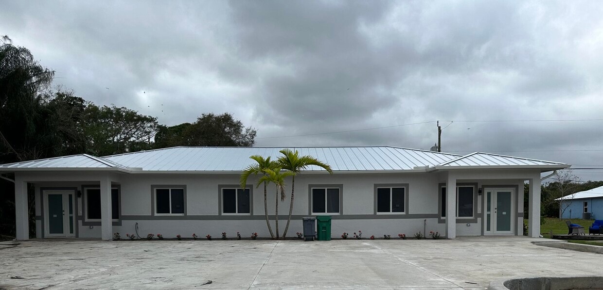 5309 Winter Garden Pkwy, Fort Pierce, FL 34951 Townhome Rentals in