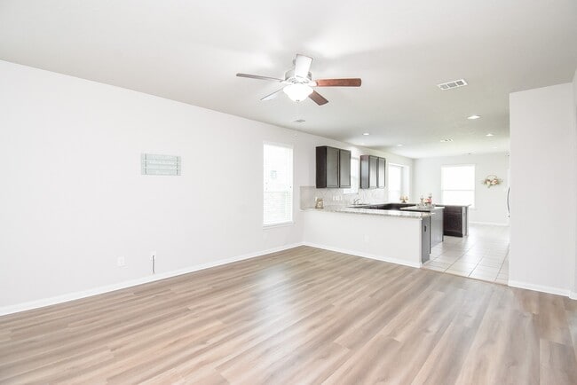 Building Photo - 24914 Alberti Sonata Dr