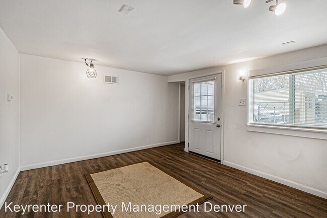 Building Photo - 1 br, 1 bath House - 4658 Logan St.
