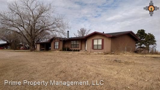 Primary Photo - 1272 Curry Rd 11