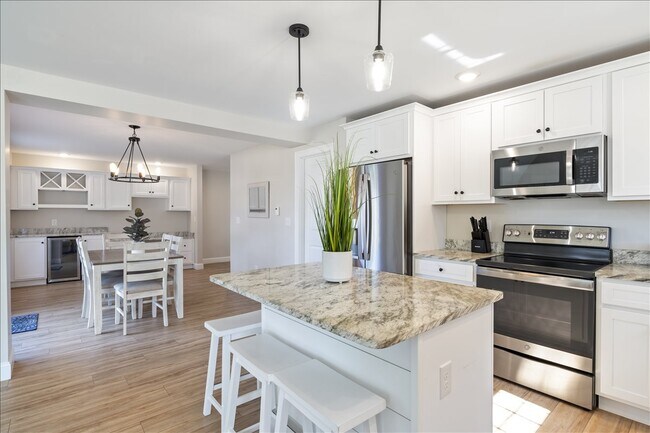 Foto del edificio - 4 Woods Ln