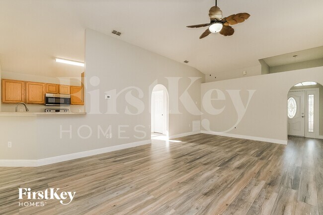 Foto del edificio - 4708 Bear Claw Ct