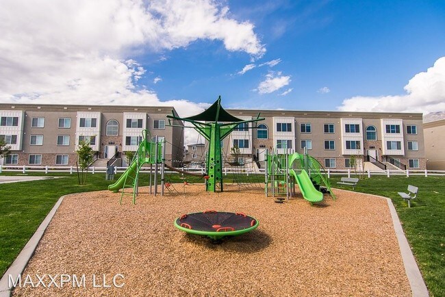 Building Photo - 3 br, 2 bath House - 487 S 850 E #303