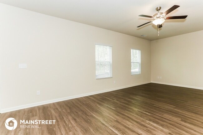Building Photo - 55 Glay Ct