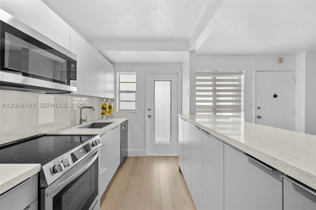 Foto del edificio - 1340 Lincoln Rd