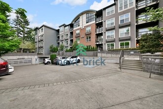 Building Photo - 16275 NE 85th St